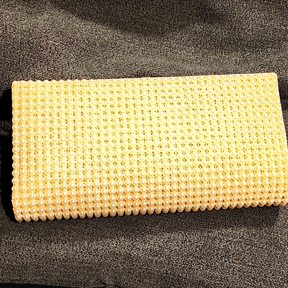 JR USA Vintage Faux Pearl Clutch